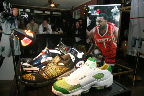 国际舞台延 国际舞台延