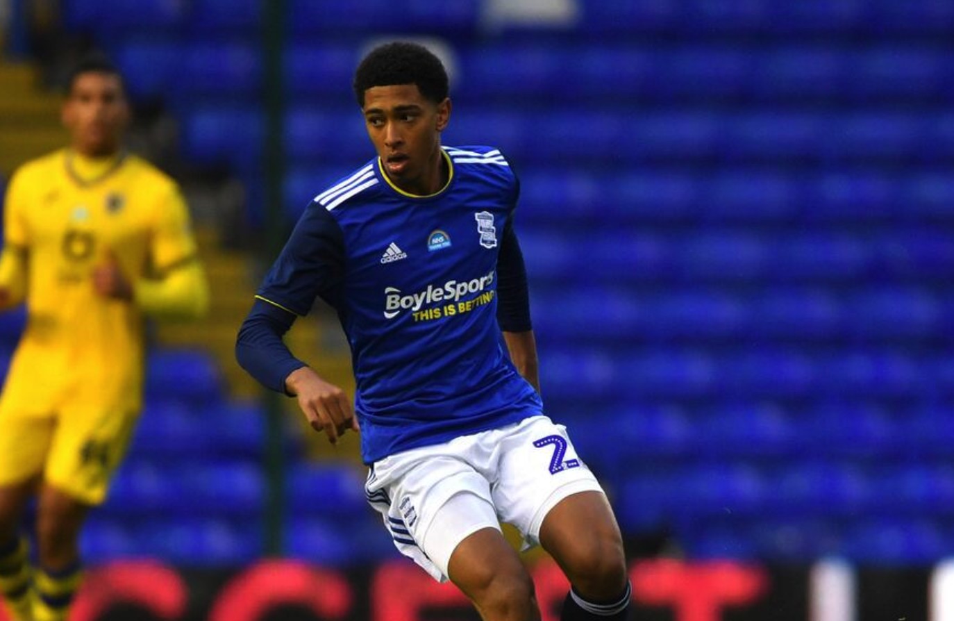 更是一次策 更是一次策